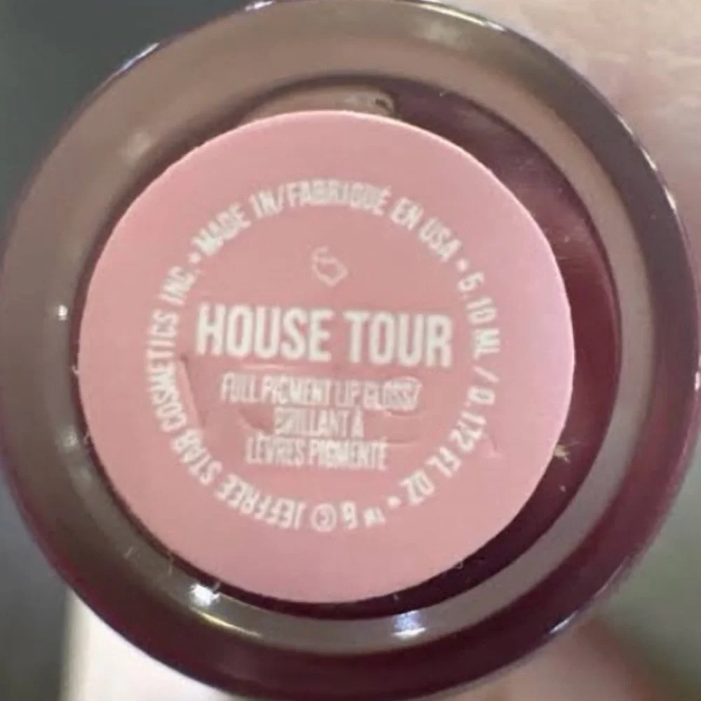 Jeffree HOUSE TOUR  Nude Brown Liquid Lipstick - Women Makeup